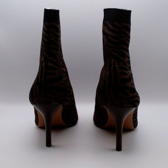 Vince Camuto “Achie” Zebra Mocha Stretch Knit Pointed Ankle Boots NEW - Picture 3 of 7